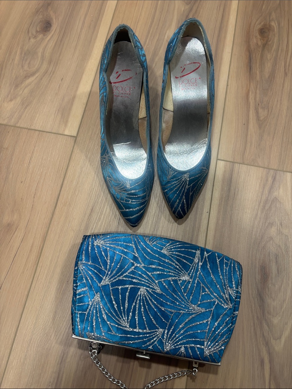 Dolce Blue Pointed-Toe Pumps with Coordinating Blue Evening Clutch
